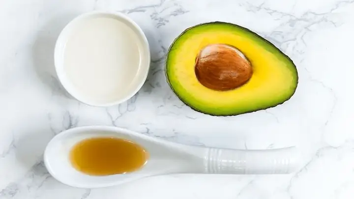 Mặt Nạ Bơ Mật Ong Sữa Tươi