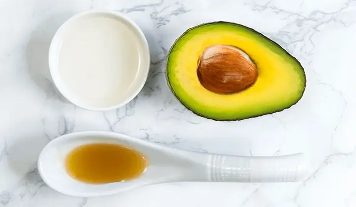 Mặt Nạ Bơ Mật Ong Sữa Tươi