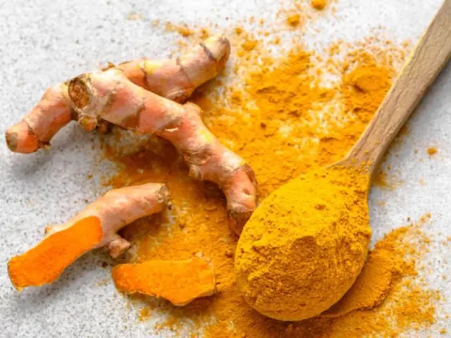 Mặt Nạ Bột Nghệ Vitamin E