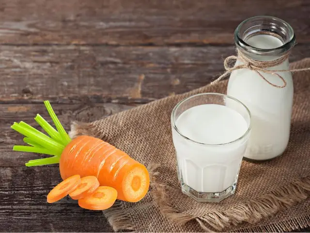 Mặt Nạ Cà Rốt Trắng Da