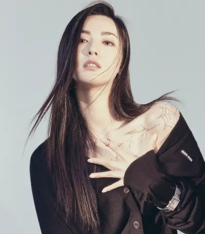 Mặt Nạ Đẹp Nhất Thế Giới