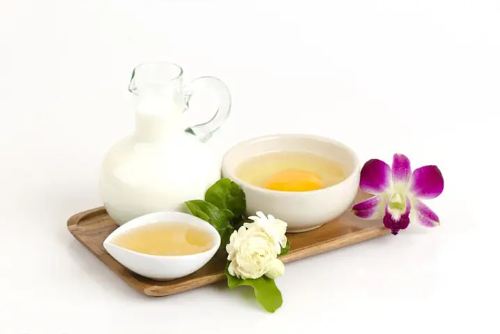 Mặt Nạ Lòng Đỏ Trứng Gà Và Sữa Tươi