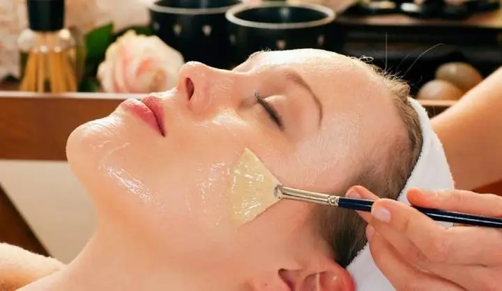 Mặt Nạ Lòng Trắng Trứng Gà Và Chanh