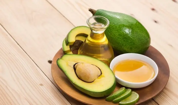 Mặt Nạ Mật Ong Với Bơ Mặt Nạ Mật Ong Với Bơ