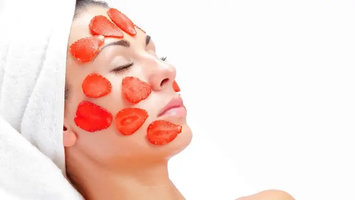 Mặt Nạ Nào Có Thể Đắp Hàng Ngày