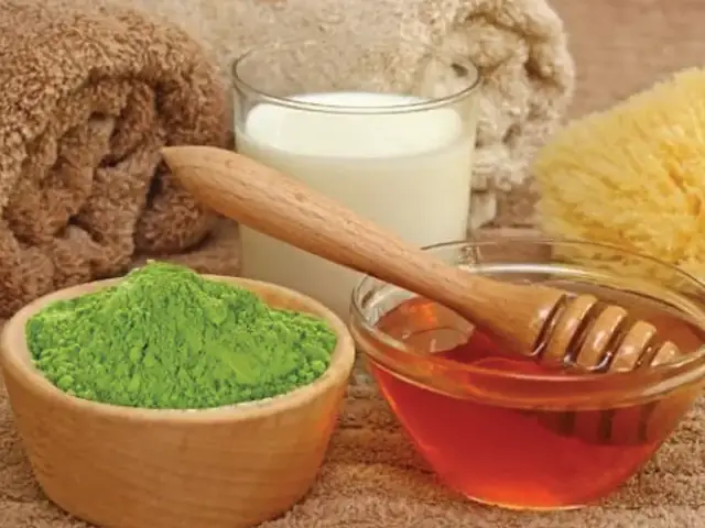 Mặt Nạ Trà Xanh Mật Ong Sữa Chua Không Đường Mặt Nạ Trà Xanh Mật Ong Sữa Chua Không Đường