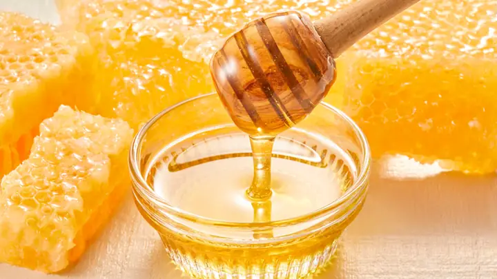Mật Ong Để Lâu Ngày Bị Đen