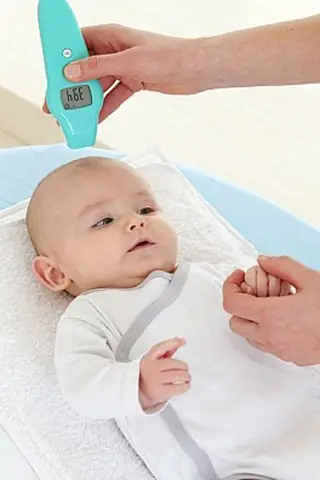 Máy Đo Nhiệt Độ Cầm Tay Cho Bé