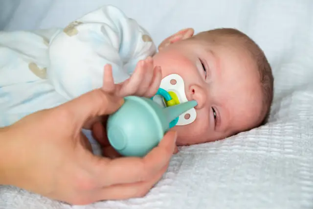Máy Hút Đờm Cho Trẻ Em