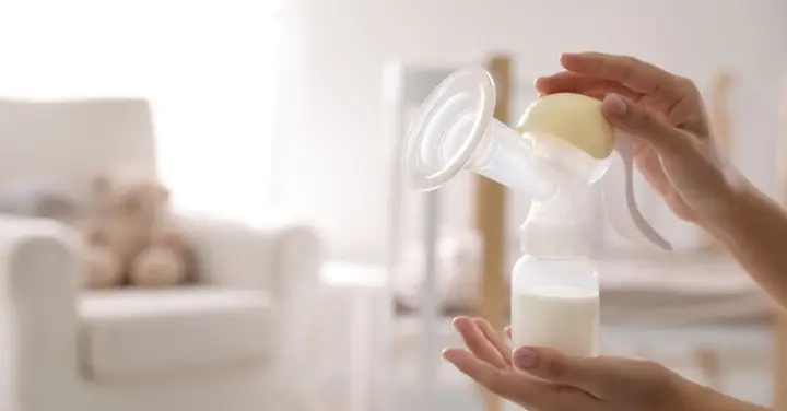 Máy Hút Sữa Bằng Tay Loại Nào Tốt