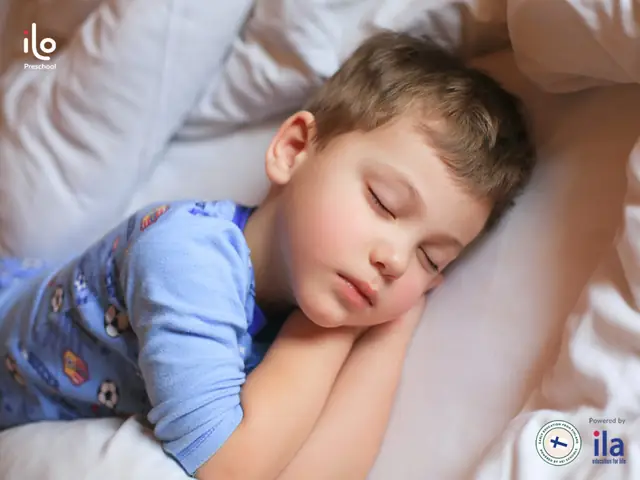 Mẹo Cho Bé Ngủ Không Giật Mình Mẹo Cho Bé Ngủ Không Giật Mình
