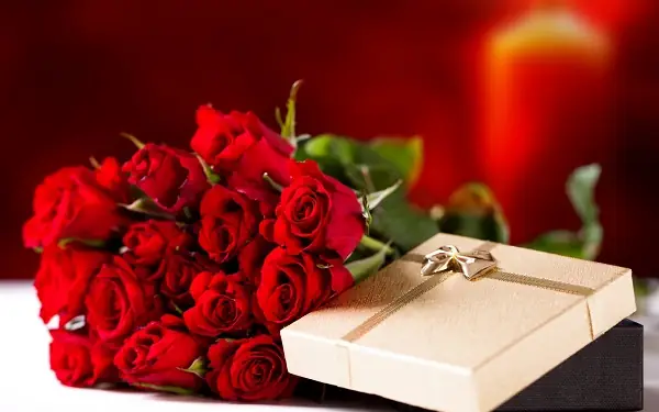 Mua Gì Tặng Vợ Ngày Valentine