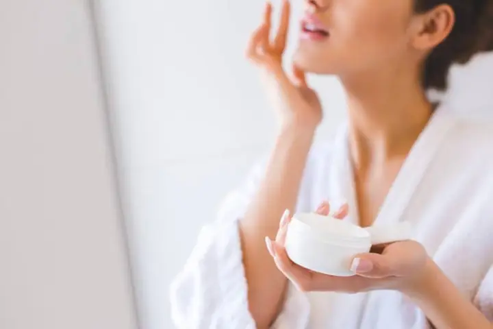 Mỹ Phẩm Tốt Cho Da Nhạy Cảm