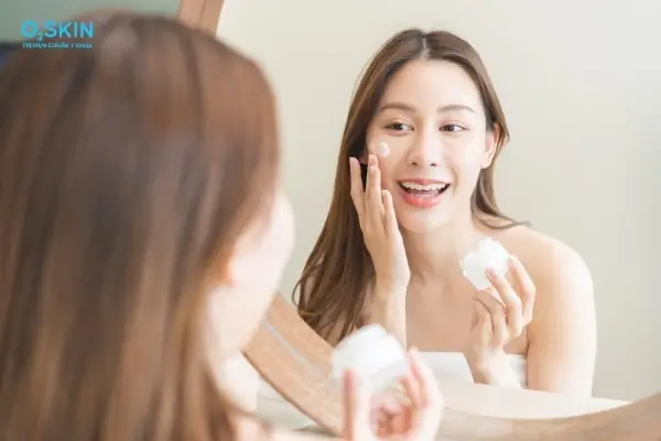Nặn Mụn Xong Bôi Gì Để Không Bị Thâm