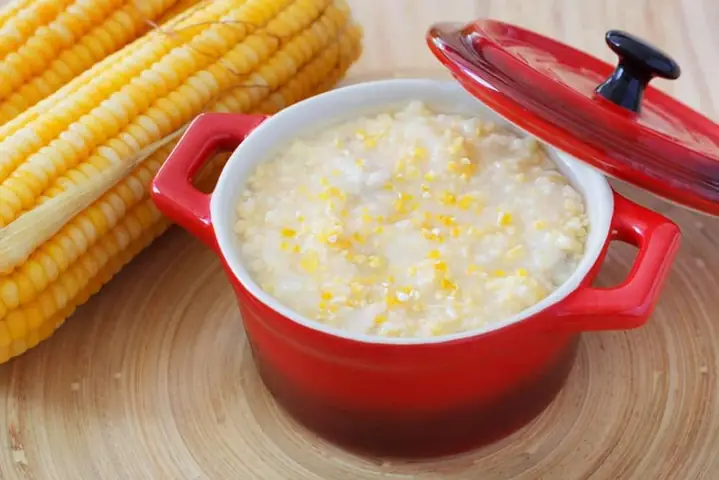Nấu Cháo Ngô Ngọt Cho Bé