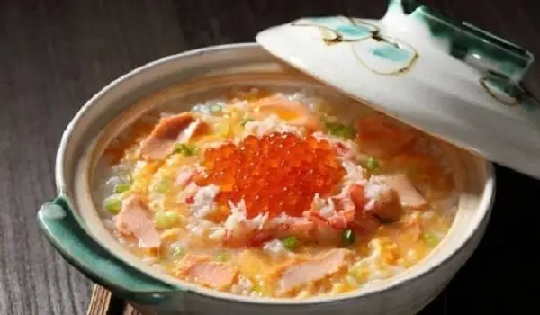 Nấu Cháo Trứng Cá Hồi Cho Bé