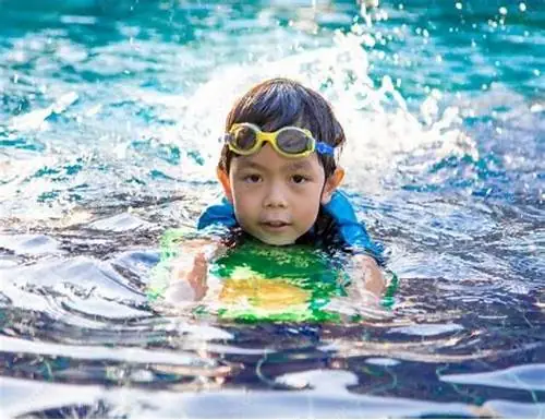 Nên Cho Trẻ Học Bơi Lúc Mấy Tuổi