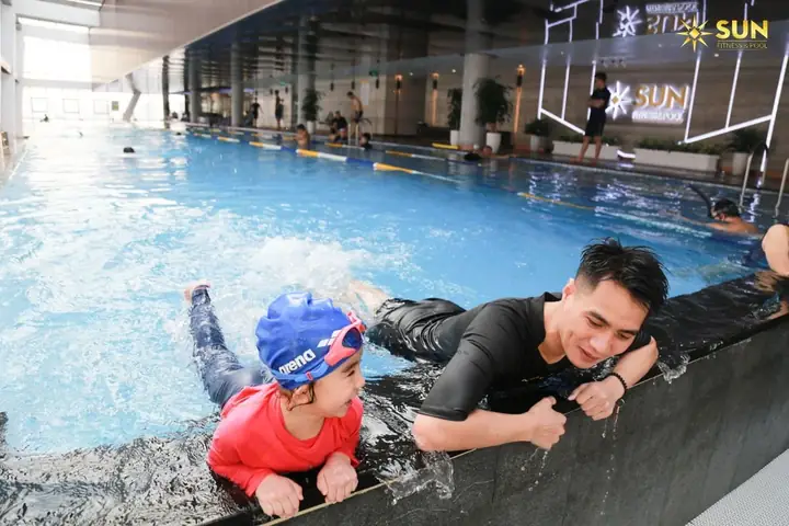 Nên Cho Trẻ Học Bơi Lúc Mấy Tuổi