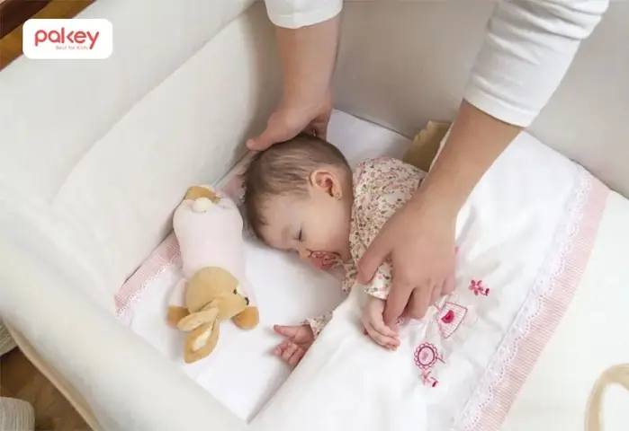 Nên Cho Trẻ Sơ Sinh Ngủ Riêng Khi Nào