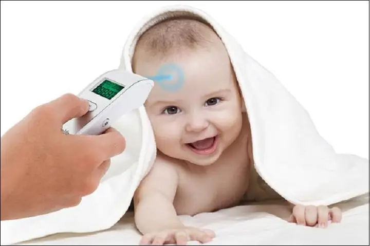 Nên Mua Nhiệt Kế Đo Trán Hay Đo Tai