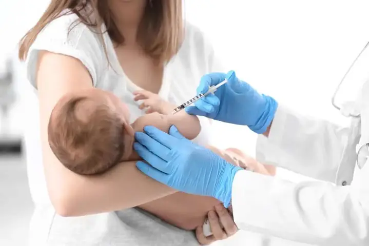 Nên Tiêm Phòng Cho Trẻ Sơ Sinh Ở Đâu