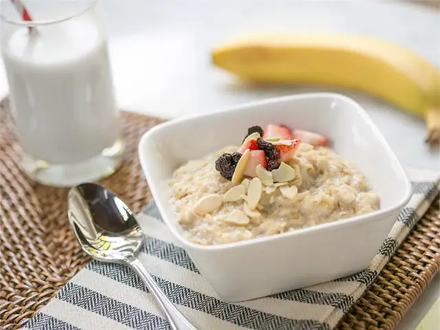 Ngũ Cốc Ăn Sáng Với Sữa