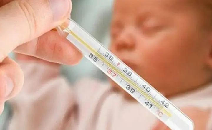 Nhiệt Kế Y Tế Có Đặc Điểm Gì