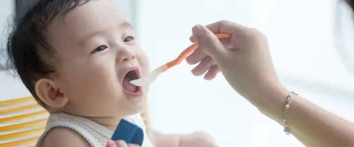 Những Lưu Ý Khi Cho Bé Ăn Dặm Lần Đầu