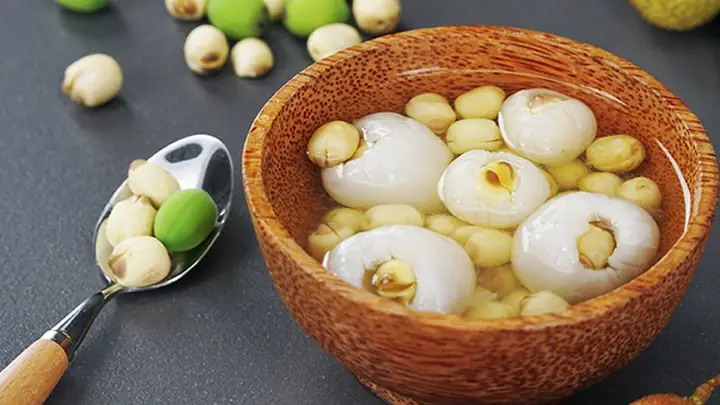 Những Món Ăn Làm Từ Hạt Sen