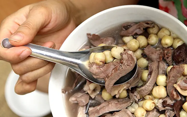 Những Món Ăn Làm Từ Hạt Sen