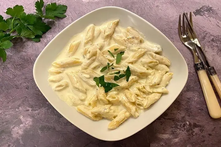 Nui Sốt Phô Mai Cho Bé