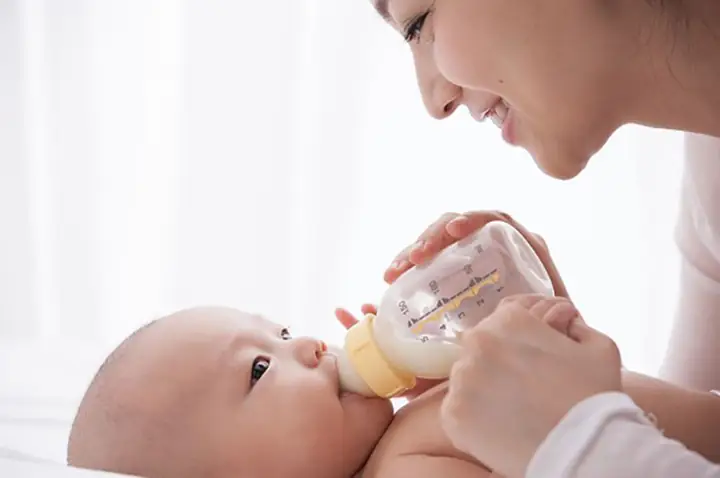 Núm Vú Cho Trẻ Sơ Sinh