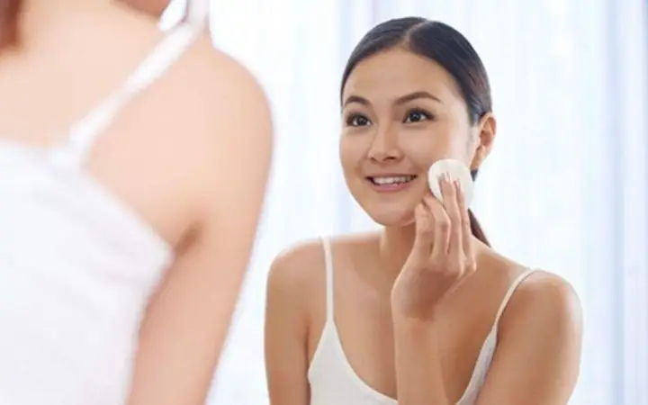 Nước Hoa Hồng Có Tác Dụng Gì Cho Da Mặt Nước Hoa Hồng Có Tác Dụng Gì Cho Da Mặt