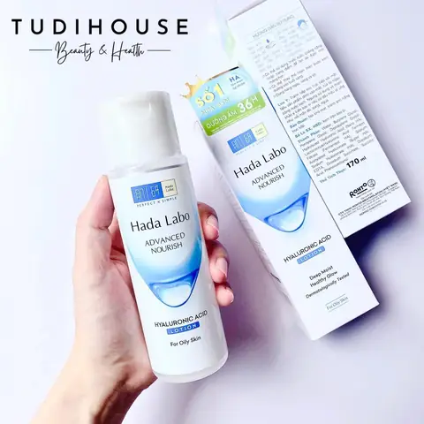 Nước Hoa Hồng Nhật Cho Da Dầu