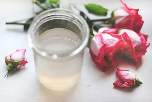 Nước Hoa Hồng Rẻ Mà Tốt