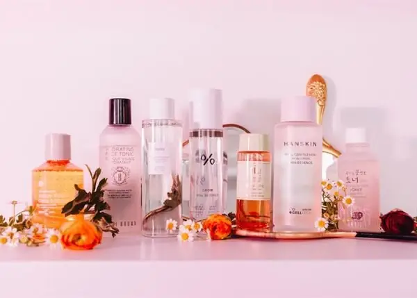 Nước Hoa Hồng Tốt Giá Bình Dân Nước Hoa Hồng Tốt Giá Bình Dân