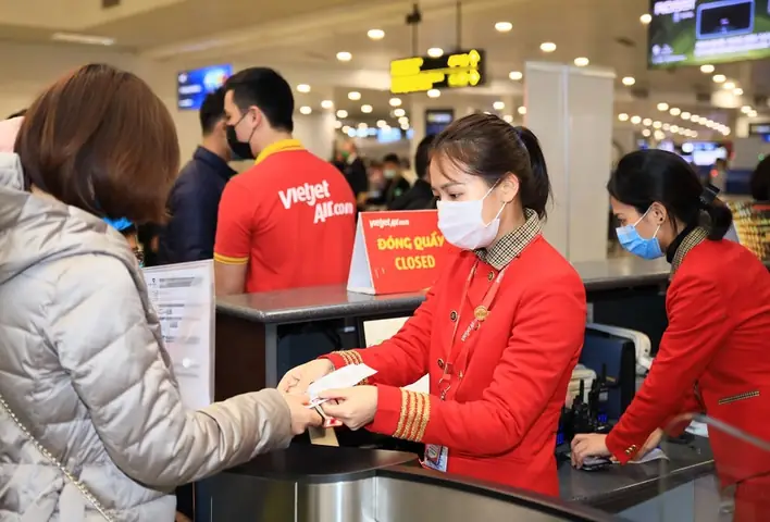 Phụ Nữ Mang Thai Có Được Đi Máy Bay Không