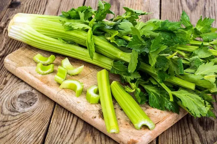 Phụ Nữ Sau Sinh Có Ăn Được Cần Tây Phụ Nữ Sau Sinh Có Ăn Được Cần Tây