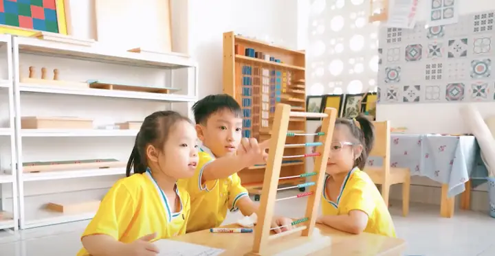 Phương Pháp Học Montessori Là Gì