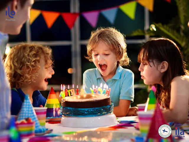 Quà Cho Bé Trai 4 Tuổi