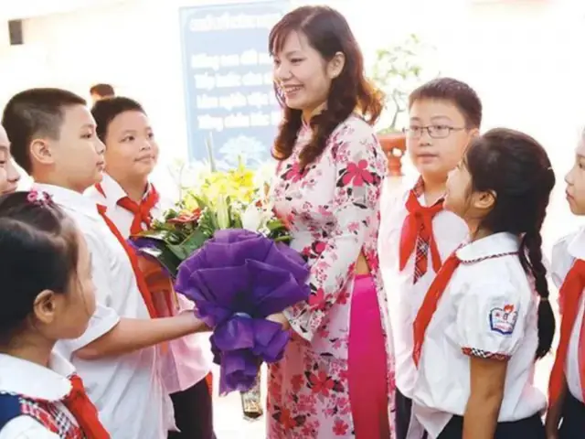 Quà Tặng Cô Giáo Mùng 8 3