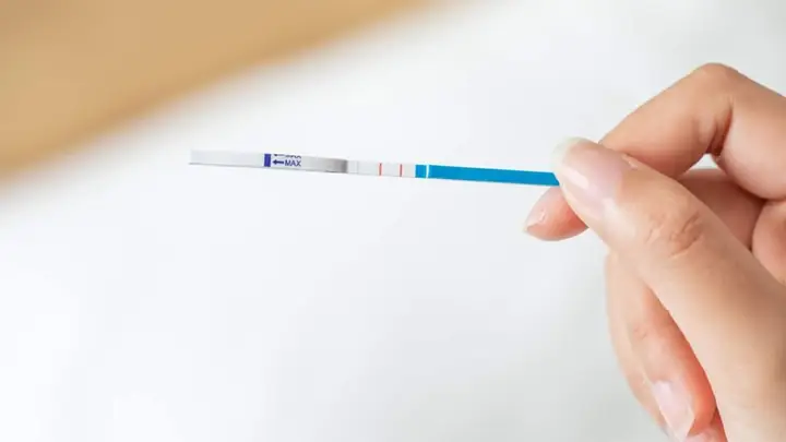 Que Thử Con Trai Con Gái