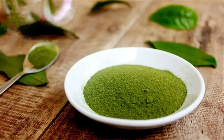 Rửa Mặt Bằng Bột Trà Xanh Mỗi Ngày