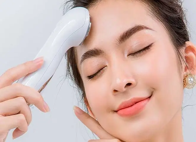 Rửa Mặt Bằng Máy Đúng Cách