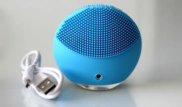 Sử Dụng Máy Rửa Mặt Foreo Luna Mini 2