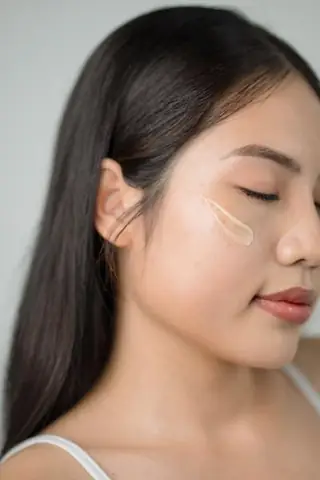 Sử Dụng Serum Trước Hay Sau Kem Dưỡng