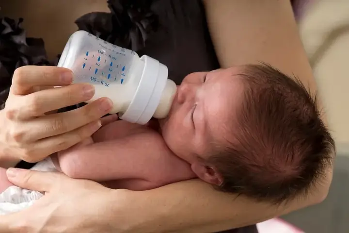 Sữa Cho Trẻ Sơ Sinh Bị Tiêu Chảy