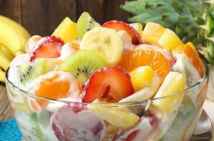 Sữa Chua Mix Trái Cây Cho Bé