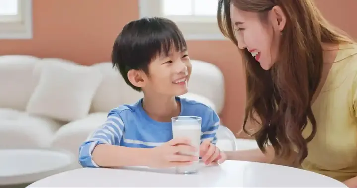 Sữa Công Thức Pha Rồi Để Ngoài Được Bao Lâu