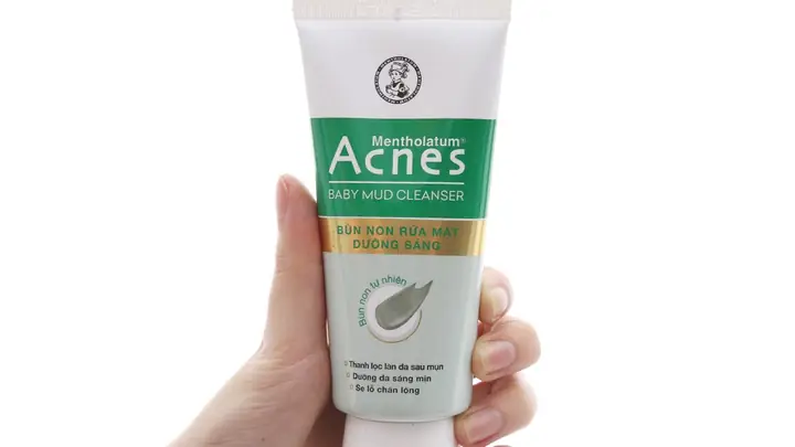 Sữa Rửa Mặt Bùn Non Acnes Review